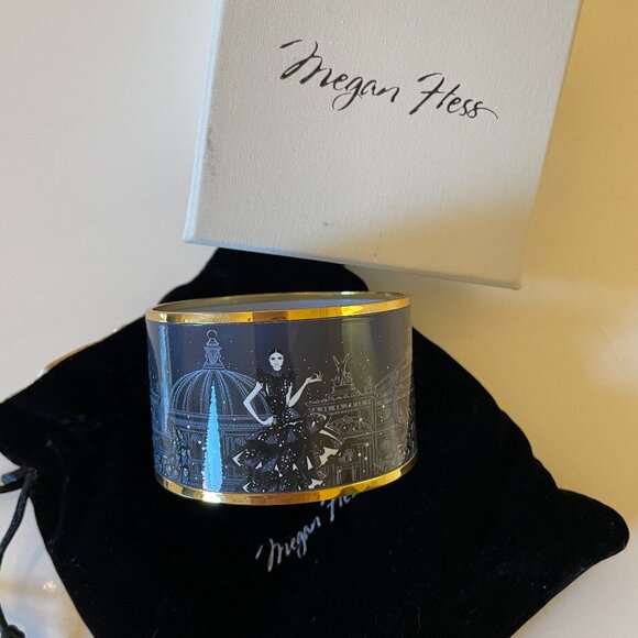 Authentic Megan Hess Enamel Bracelet Bangle 18k Gold Plated - Picture 2 of 10